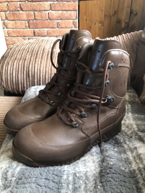 Haix Boots Size UK 9 Brown Leather High Liability Combat Boots British Army NEW!