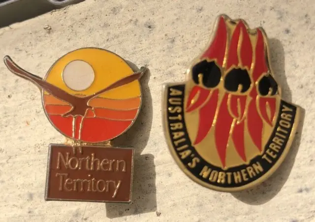 NORTHERN TERRITORY 2 x Small Lapel Pin Back Badges EXCELLENT Condition NT Aussie