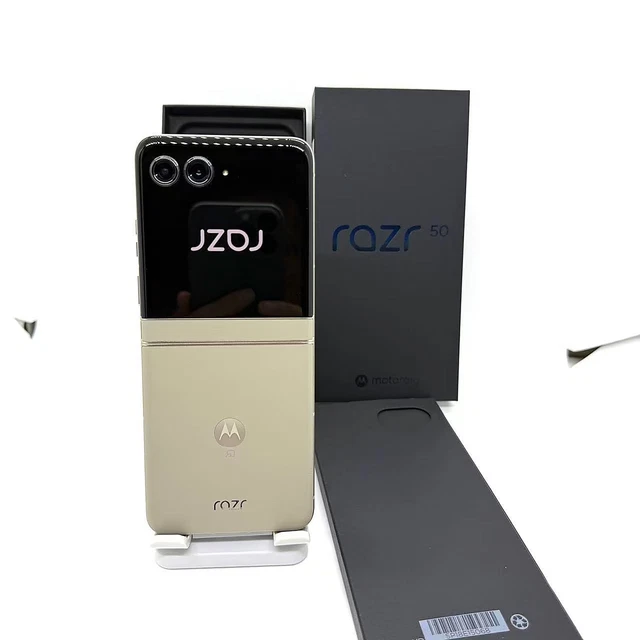 MOTOROLA RAZR 50 Sand Cream 512GB/12GB foldable 5G OLED Unlocked
