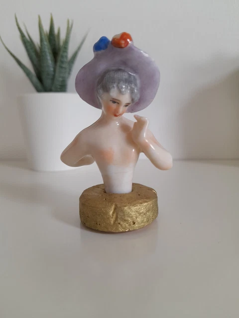 Demi Figurine Ancienne Porcelaine À VENDRE! - FR