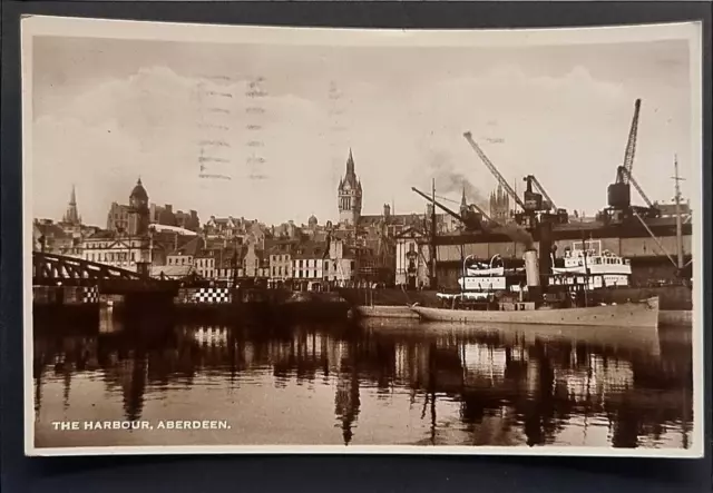 Aberdeen Postkarte 1949 Schottland Der Hafen Dampfschiff Ladekrane echtes Foto