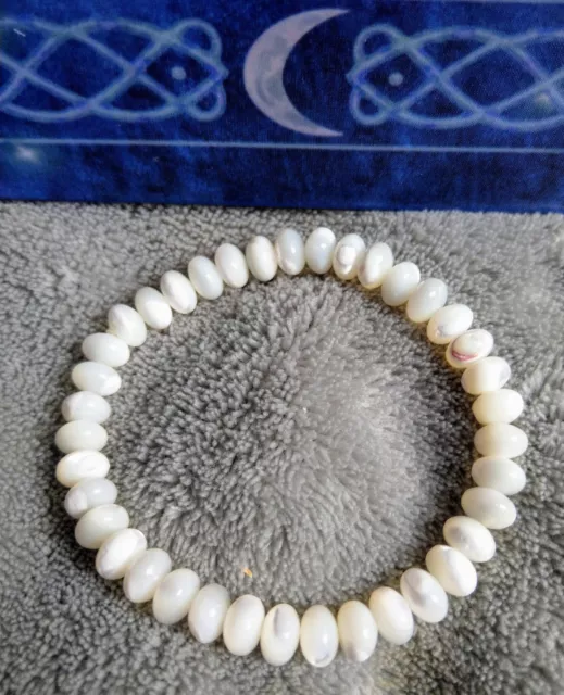 Mother of pearl crystal healing bead bracelet