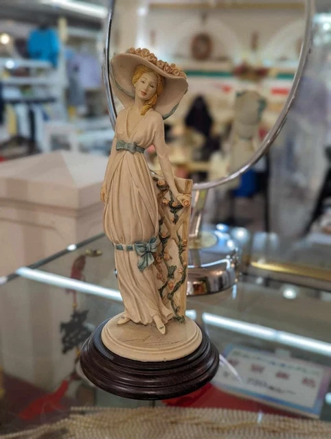 VittorioTessaro　ヴィットリオテッサーロ　女性　置物　イタリア製 Vittorio Tessaro Figurines FOR SALE! - PicClick UK