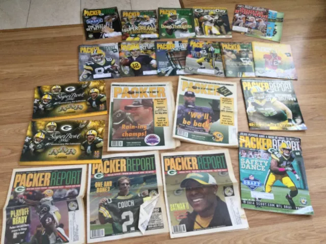 20 piece Vintage Green Bay Packers magazines and memorabilia