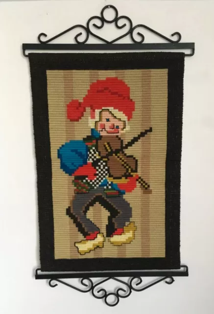 "Colgantes de pergamino de metal colgantes de pared para violín vintage Crewel hombre holandés 14x25"""