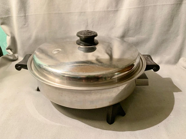 Saladmaster 11" Electric Skillet Oil Core Pan Vapo Lid Power Cord 7817 Tested Saladmaster 11" Electric Skillet Oil Core Pan Vapo Lid Power Cord 7817 Tested