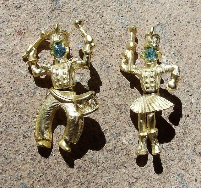 Vtg PAIR OF PINS Drum Major & Majorette, ARTICULATED Gold Tone with Blue Stones