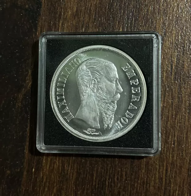 1 peso 1866 Go Maximiliano Emperador Mexico restrike 1 peso 1866 Go Maximiliano Emperador Mexico restrike