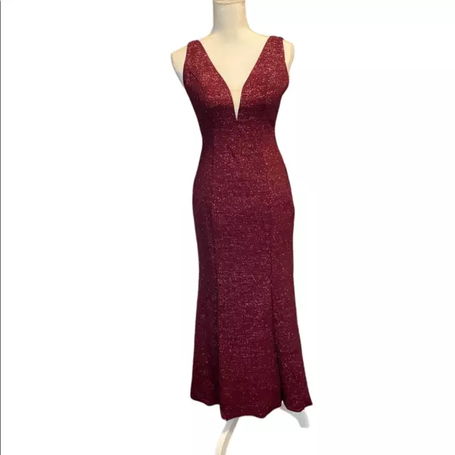 JOVANI Burgundy Sequin Plunging Neckline Full Length Prom Formal Dress Size 2