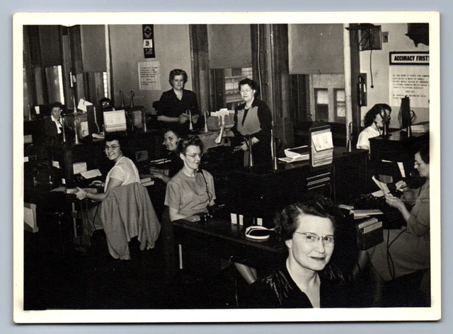 C.1950 Seattle, Wa Western Union, Typewriters Telegrams Employees Action 3 Photo