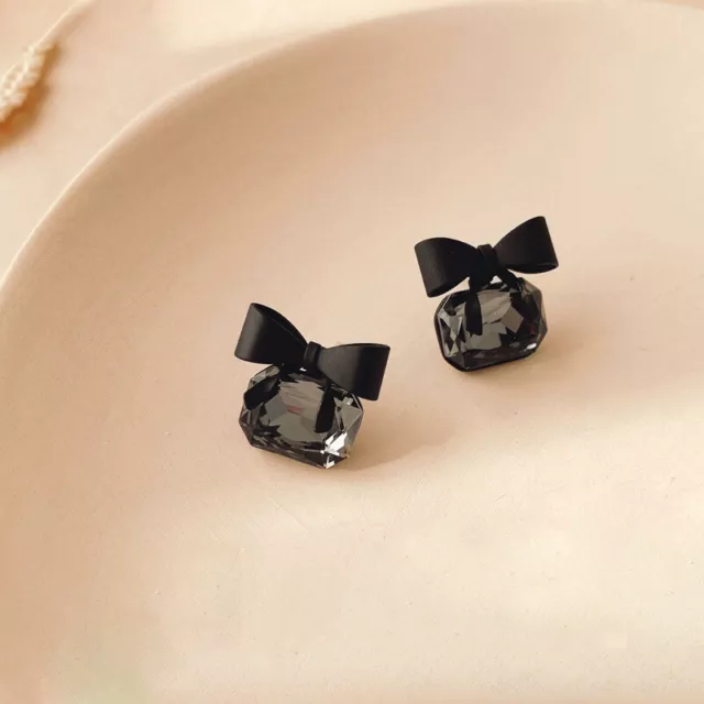 Jewelry Fashion Black Color Bowknot Cube Crystal Earring Square Bow Earring.yp