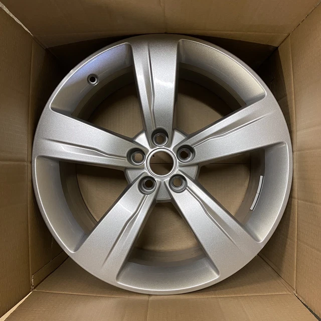 ORIGINALE RANGE ROVER Velar 19" Ruota in Lega Argento Incognito ...