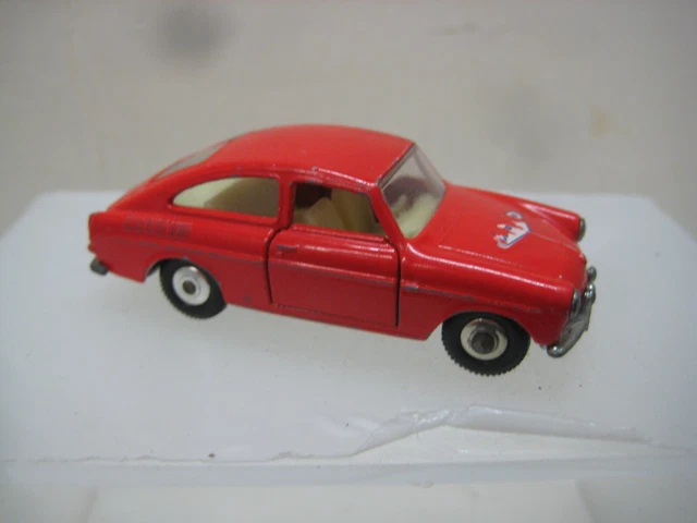 VINTAGE MATCHBOX LESNEY VOLKSWAGEN 1600 TL #67 c