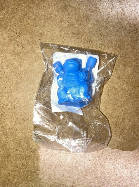 Sorpresine Extra Kinder, Mr Day - Pokémon | Blastoise, Gomma