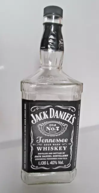 Jack Daniels Tennessee Whiskey Old No. 7 1,136L *Empty Collectible* Glass Bottle