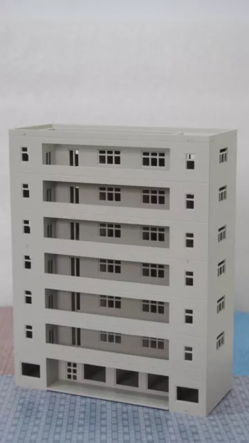 Outland Models Railway Modern Building Dormitory / School Grey N Scale 1:160