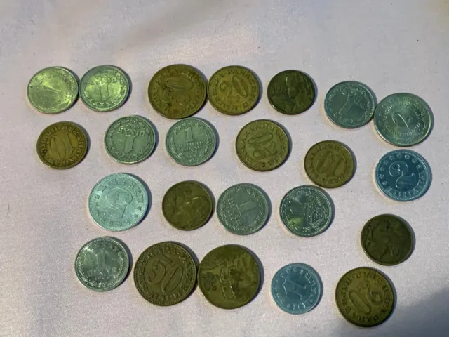 Jugoslavien - Lot aus 23 Münzen  -  Konvolut