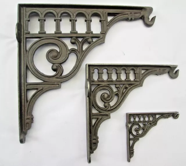 Cast Iron Vintage Old Shelf Support Sink Cistern Lantern Hanging Basket Bracket
