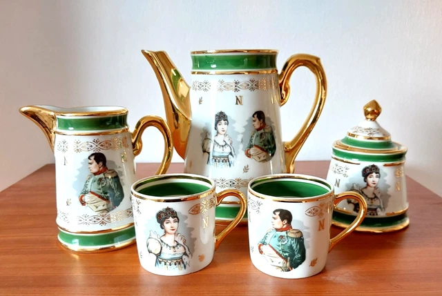 Service à café ancien en porcelaine blanche or porcelaine
