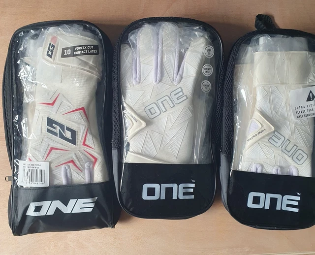 マックスフライ 24.5cm Gloves, Football, Sporting Goods - PicClick UK