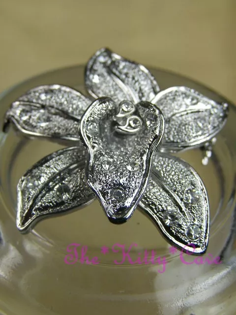 Silver Floral Calla Lily Orchid Flower Bloom Textured Ring w/ Swarovski Crystals