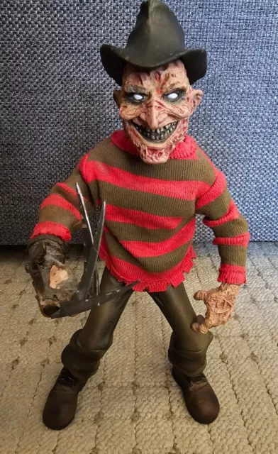 Mezco Cinema Of Fear A Nightmare On Elm Street Freddy Krueger 9” Stylized Vinyl