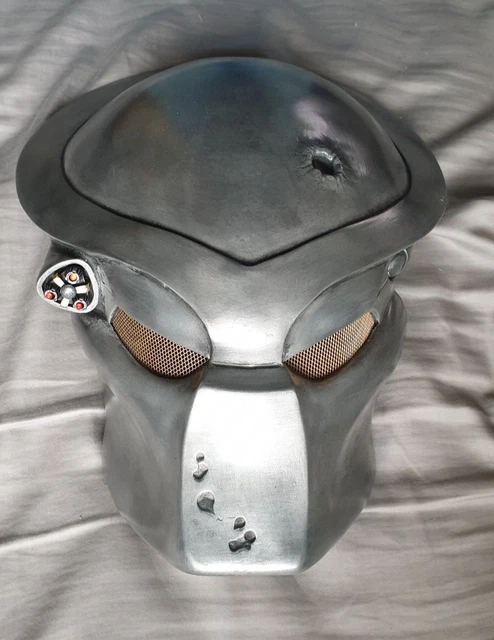 thumbnail image 2 of Alien Vs. Predator Cosplay Mask Helmet - Adult Unisex Halloween Face Guard Prop 2 of 3