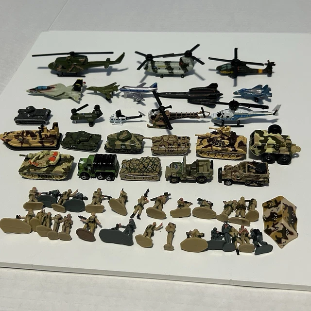 VINTAGE MICRO MACHINES Military Army Lot Planes Tanks Vehicles Figures ...