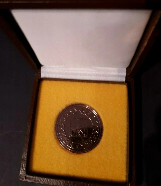 DDR AUSZEICHNUNGMEDAILLE KTD Kammer der Technik + Etui bronzefarben