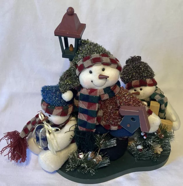 Holiday SNOWMAN FAMILY PLUSH Wooden Lamppost Base Christmas Decoration