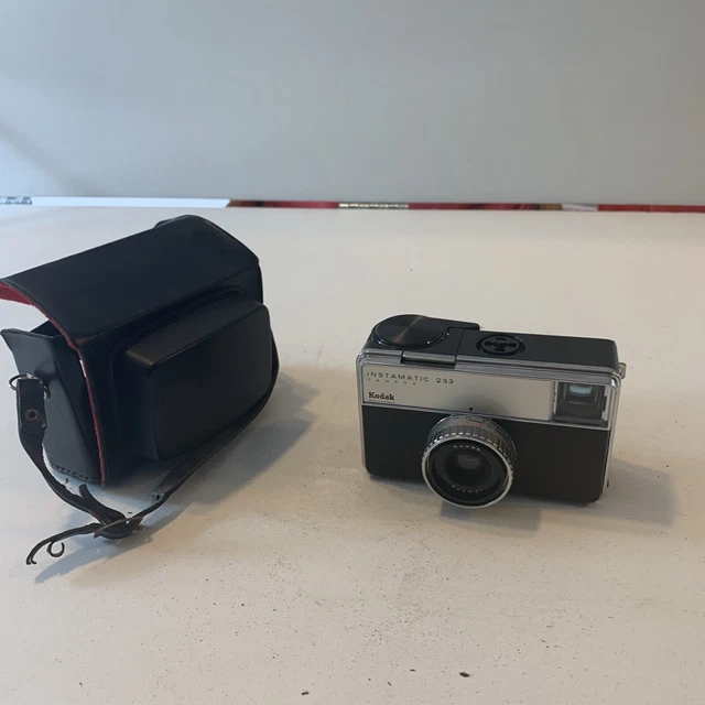 Un bel appareil photo argentique Kodak Colorsnap 35 mm vintage n° 3 - France