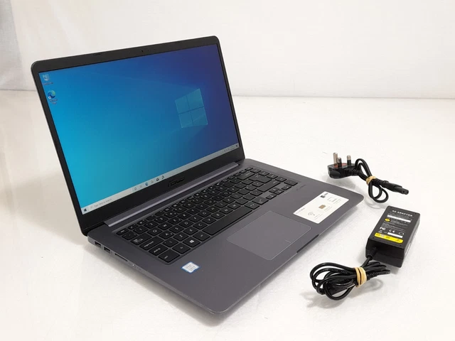 ASUS X510UAR in Laptop i3-8130U GHz GB 256 GB SSD
