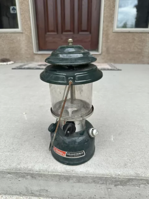 Vintage Coleman Lantern Model 288