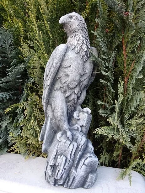 Falke, Gartenfigur, Steinguss, H 52 cm, Adler, Gartendeko, Skulptur, Steinfigur