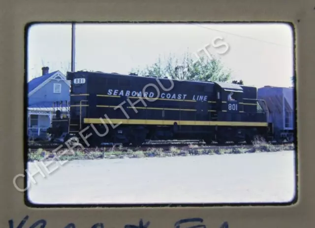 Original  '76 Kodachrome Slide SCL Seaboard Coast Line 801 GP7 action      38U46
