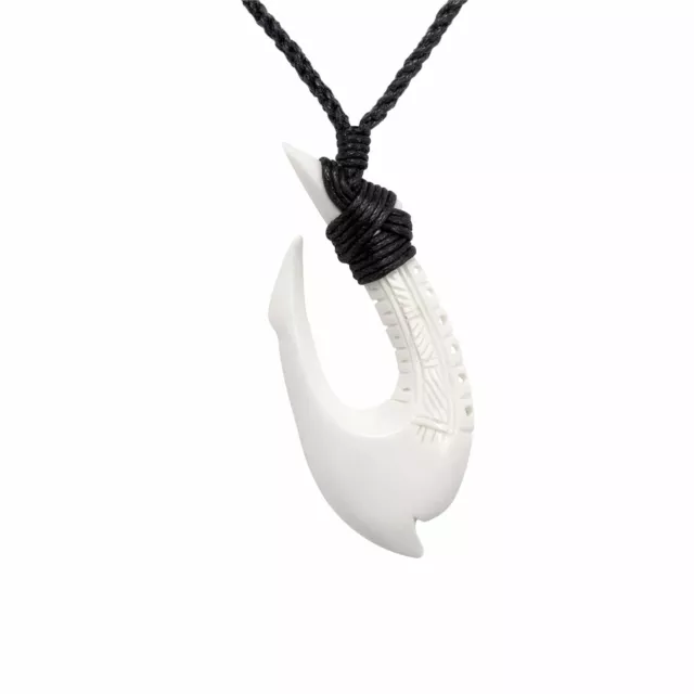 81stgeneration Collier Pendentif en Os Sculpté Hei Matau Crochet de Pêche Gravé