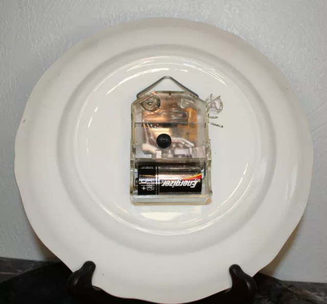 ancienne pendule, assiette décorative en porcelaine Orchies Moulin des Loups 3