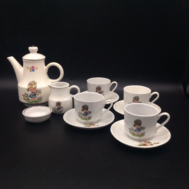 Dinette Ancienne En Porcelaine Blanche - Décor Argenté - 13 Pièces - Occasion