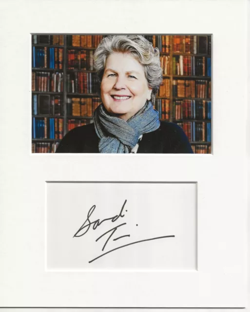 Sandi Toksvig writer signed genuine authentic autograph signature AFTAL 73 COA