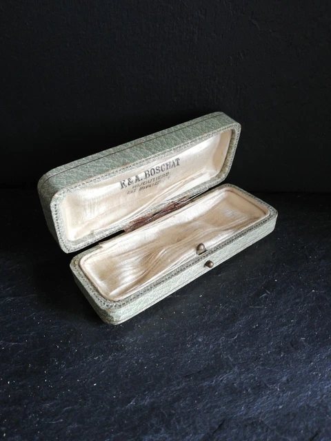 Écrin à Bijoux Ancien Bicolore Fix – Plastique Moulé, Années 80, Issu D'un Stock De Bijouterie, Occasion