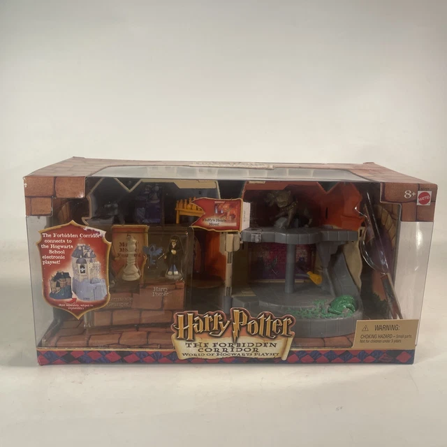 RARE 2001 HARRY POTTER THE FORBIDDEN CORRIDOR WORLD of HOGWARTS Playset NEW