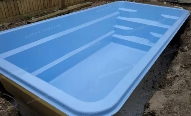 QUALITY Polyester Fibreglass SWIMMING POOL 6,0 x 3,0 x 1,55m ONE PIECE QUALITY