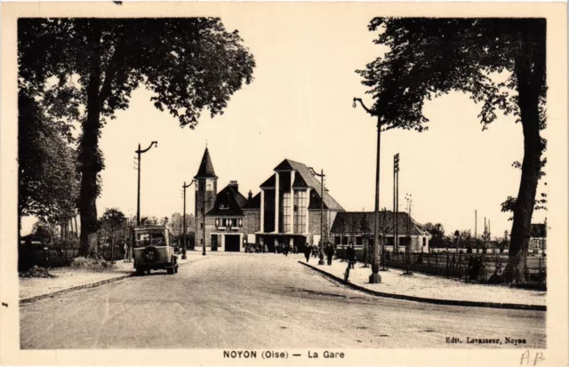 CPA AK NOYON - La Gare (424307)