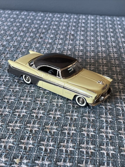 SUPERBE TOP ++ BUBY COLLECTOR'S CLASSICS 1:43 MERCURY 1954