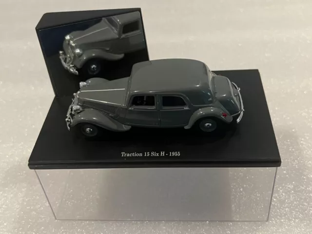PRESSE ATLAS UNIVERSAL HOBBIES Citroën Traction 15 Six H 1955 1/43 Voiture