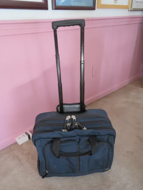 LL Bean Blue 16” Overnight Carry On ? Rolling Wheeled Suitcase Bag Laptop Case