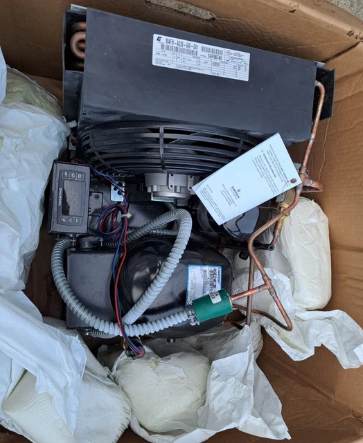 New Copeland Hermetic Condensing Unit 1/3hp 208-230V 60HZ 1PH ASE24C3E-IAV-103