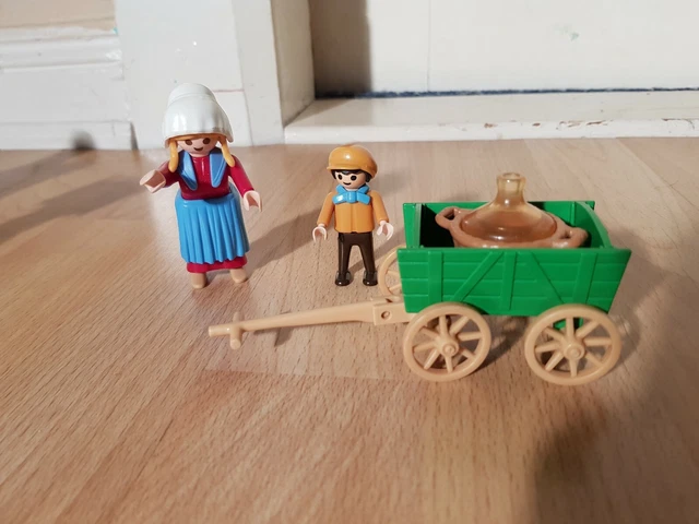 PLAYMOBIL 4755 - Mädchen Mit Bollerwagen – Spielset Für Kinder Ab 4 Jahre