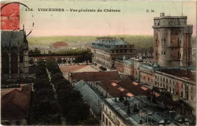 CPA AK VINCENNES Vue générale du Chateau (672217)