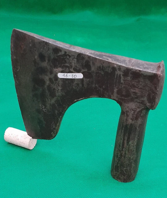 ANCIENNE HACHE HACHETTE Axe Forgé Bricolage Old Tool Vieux Outil Objet Ancien EUR 20,00